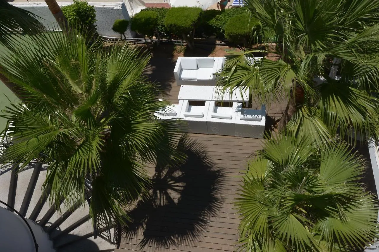 Silver Sands Beach Hotel بروتاراس